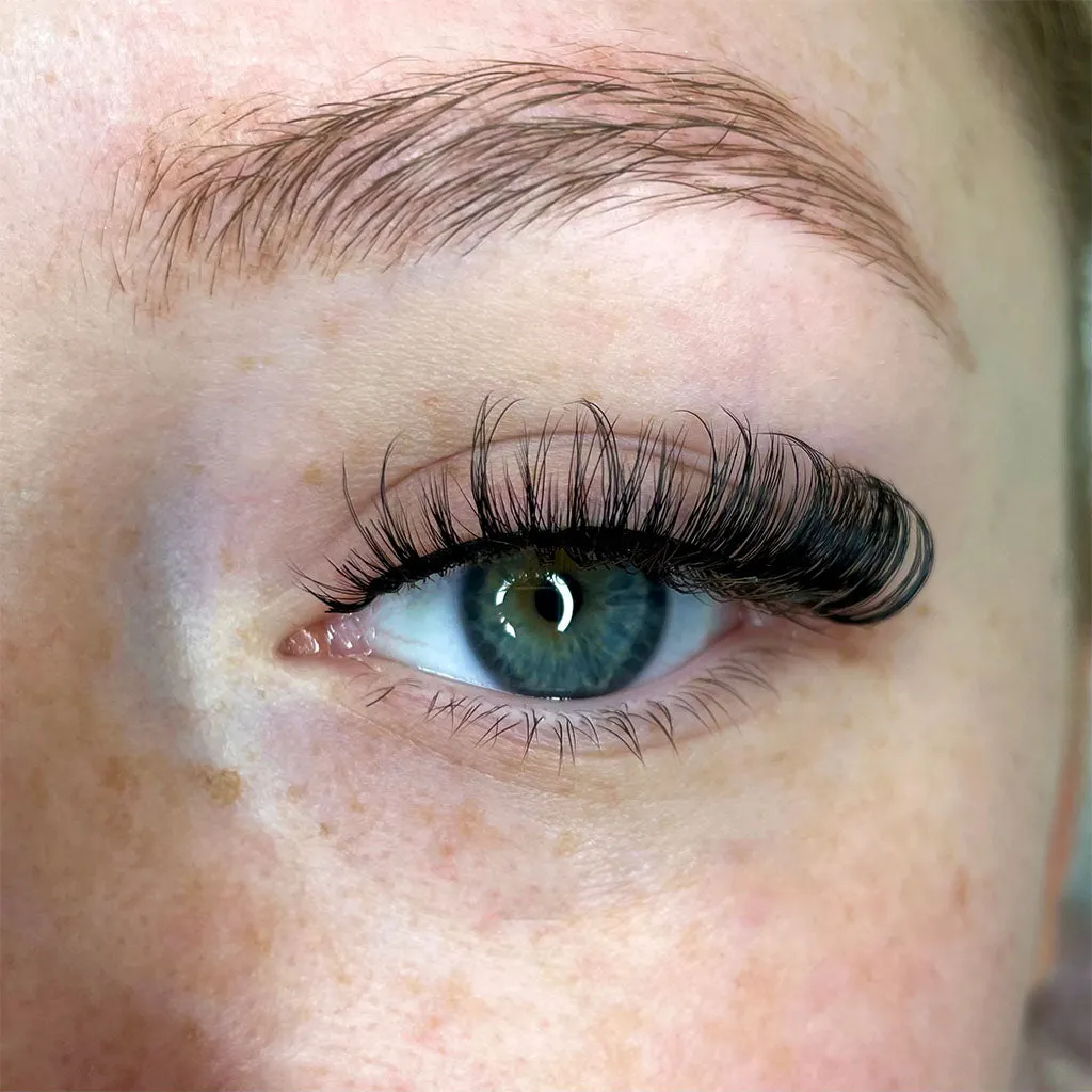 Unicorn Cosmetics 3D Faux Mink Lashes - Wispy Hybrids